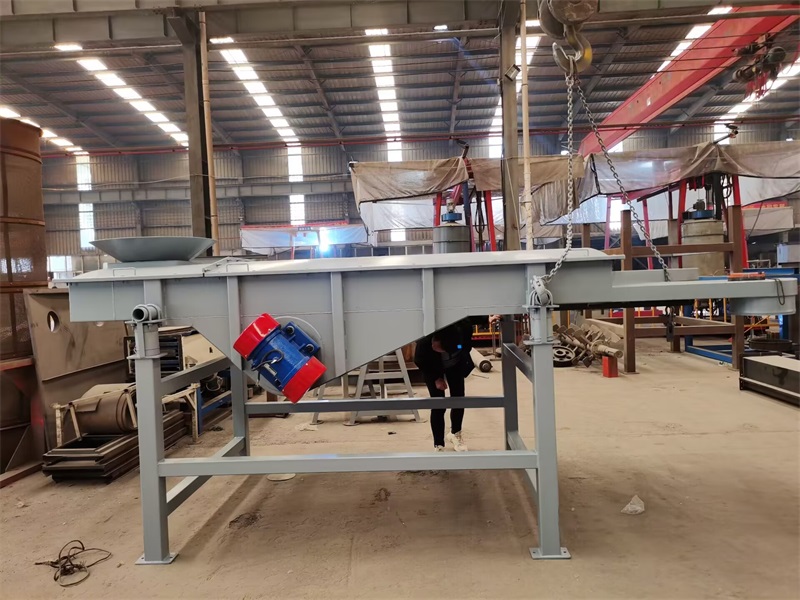 直線篩篩分物料跑偏？別急，秘籍在此！